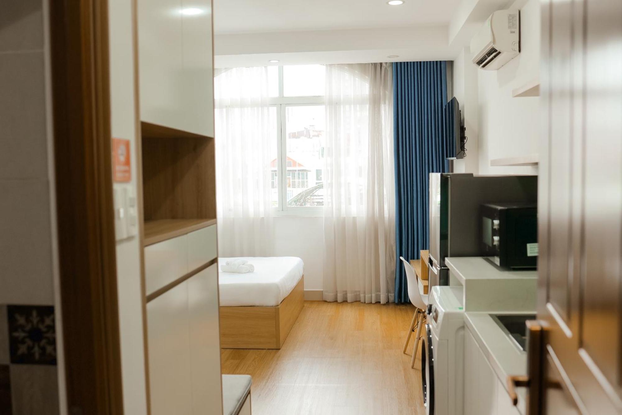 Khách sạn hẻo lánh Away Ky Con - Serviced TP. Hồ Chí Minh