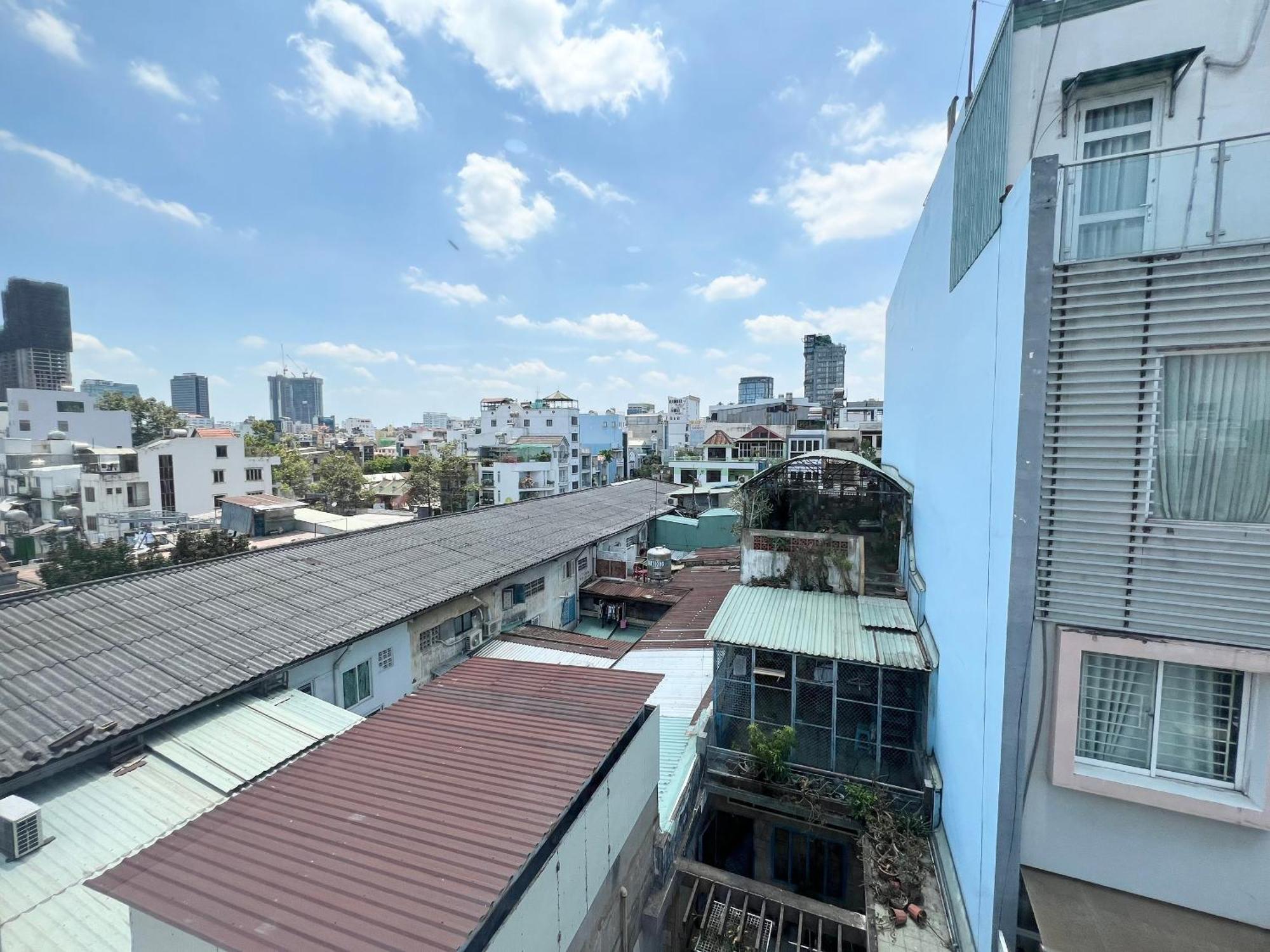 Khách sạn hẻo lánh Away Ky Con - Serviced